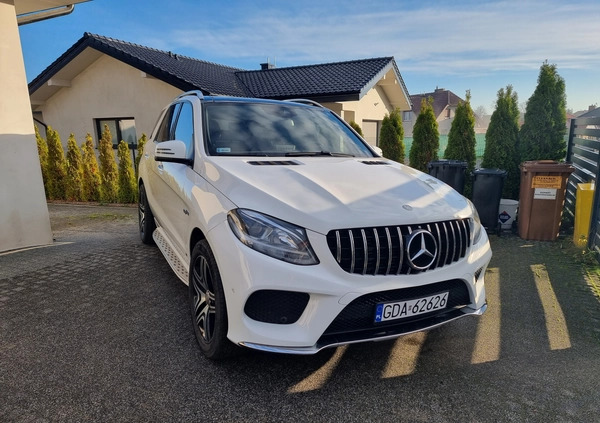 Mercedes-Benz GLE cena 170000 przebieg: 153000, rok produkcji 2016 z Kolonowskie małe 172